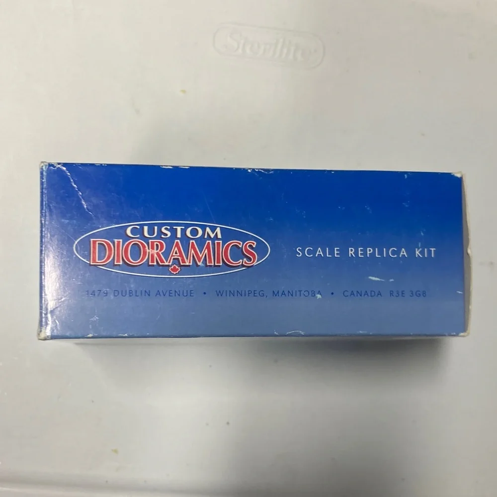 Custom Dioramics kit # CD-333, double bed and 2 night tables, 1/35 scale, sealed